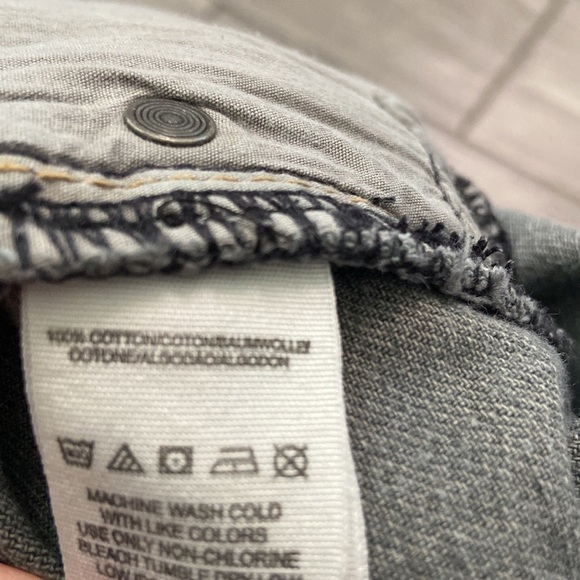 FREE PEOPLE Golden Hippie Studded Cutoff Jean Shorts Gray Raw Hem Distressed 27 - Picture 6 of 11